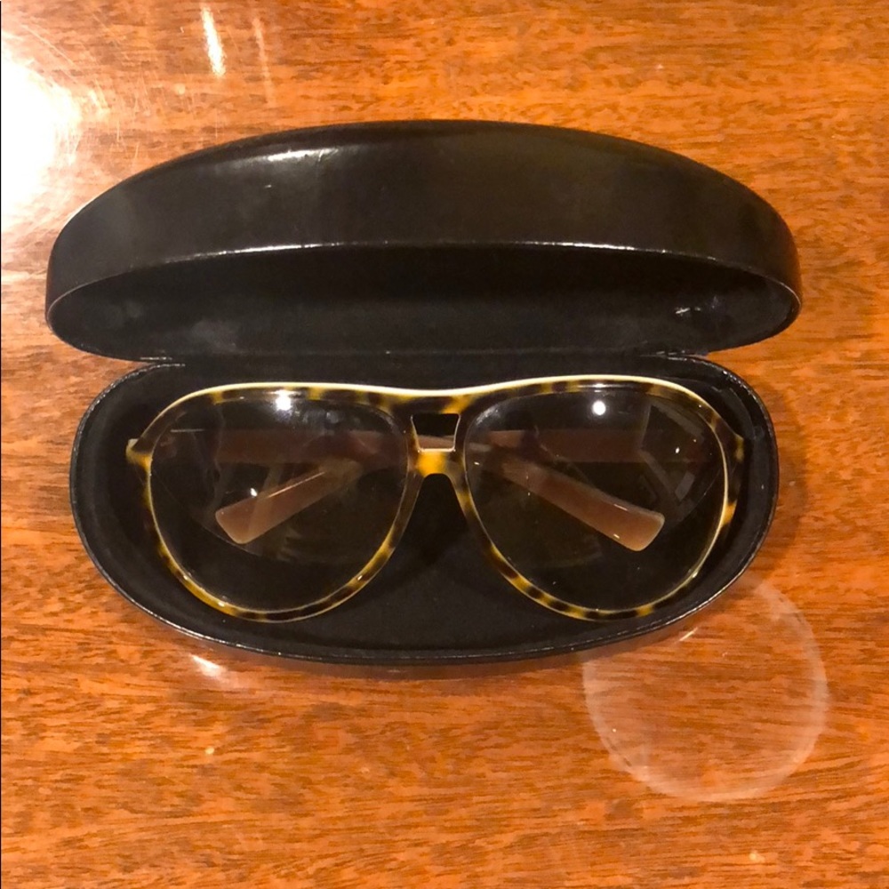 Marc Jacobs aviator sunglasses